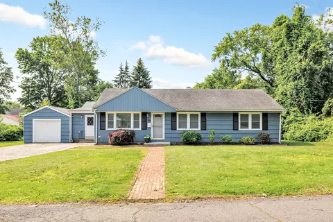 85 Elmsford Rd, Bridgeport, CT 06606