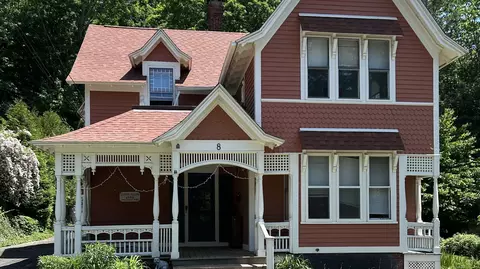 8 N Park St, Vernon, CT 06066