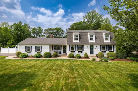 111 Burgundy Dr, Berlin, CT 06037