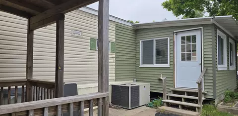 1290 North Rd #15, Groton, CT 06340