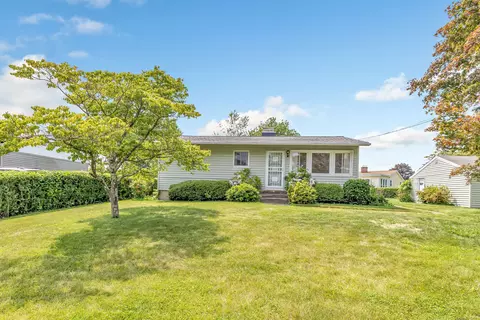 52 Sunset Dr, Derby, CT 06418