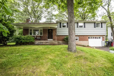 14 Butternut Dr, Meriden, CT 06450