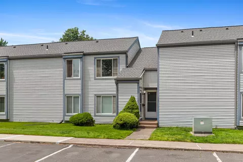 128 Candlewood Dr #128, South Windsor, CT 06074