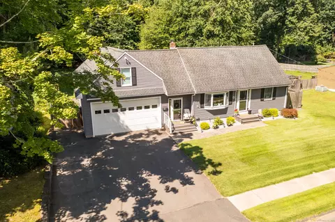 41 Beech Rd, Enfield, CT 06082