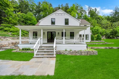 153 Valley Forge Rd, Weston, CT 06883