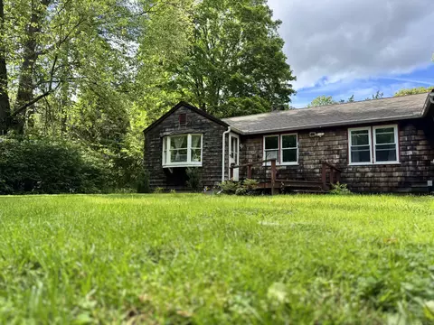 36 N Cone Rd, East Hampton, CT 06424