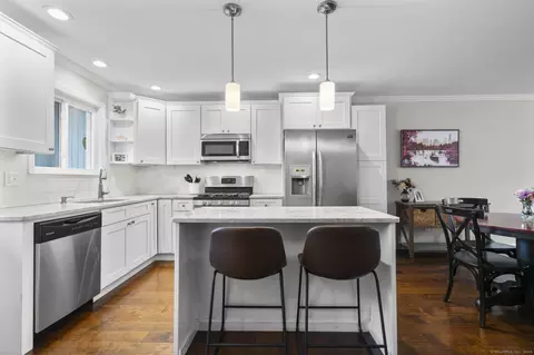 92 Lafayette St #5, Stamford, CT 06902