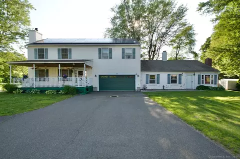 77 Bassett Rd, North Haven, CT 06473