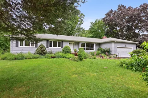 10 Pleasant Point Rd, Branford, CT 06405
