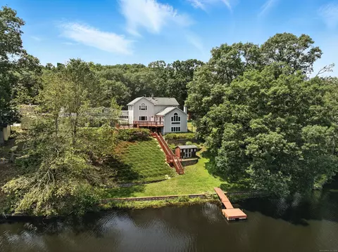214 Pine Lake Dr, Coventry, CT 06238
