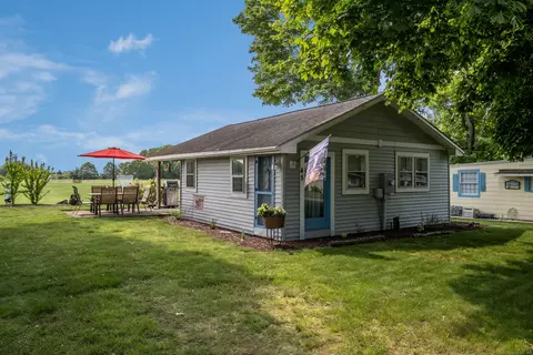 45 East St, Madison, CT 06443