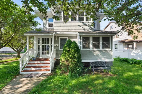 83 Minor Ave, Stratford, CT 06615