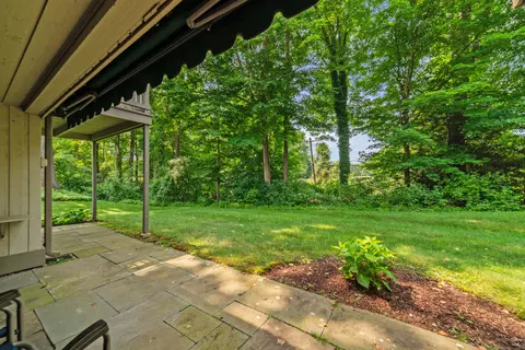 543 Heritage Vlg #A, Southbury, CT 06488