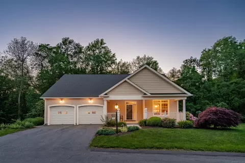 9 Benjamin Ln #9, Tolland, CT 06084
