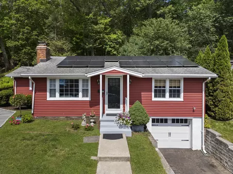96 Long Hill Ter, New Haven, CT 06515