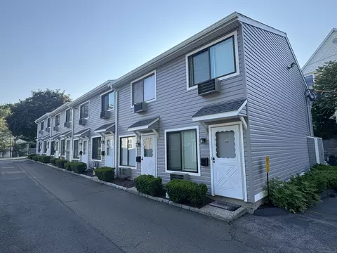 187 Flax Hill Rd #A4, Norwalk, CT 06854