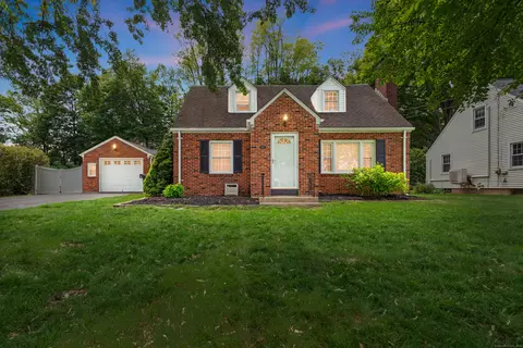 43 Superior Ave, Newington, CT 06111