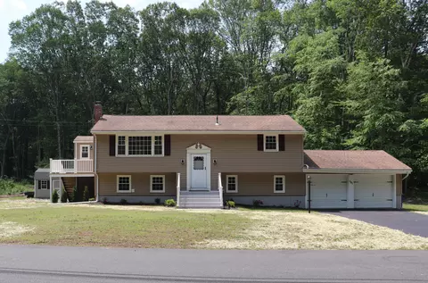 197 New Rd, Tolland, CT 06084