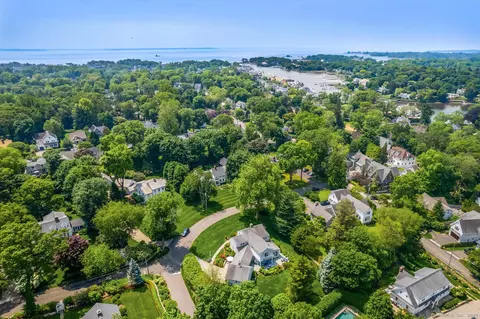 3 Bittersweet Trl, Norwalk, CT 06853