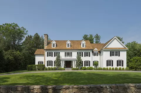 50 Chichester Rd, New Canaan, CT 06840