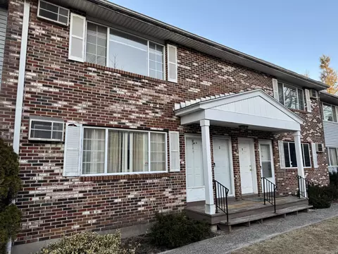 81 Chipman St #6, Waterbury, CT 06708