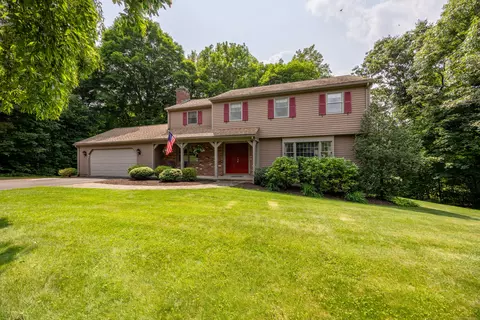 36 Panorama Dr, Southington, CT 06489