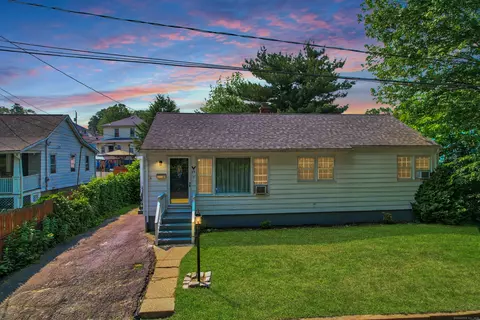 69 Ponham St, Waterbury, CT 06708