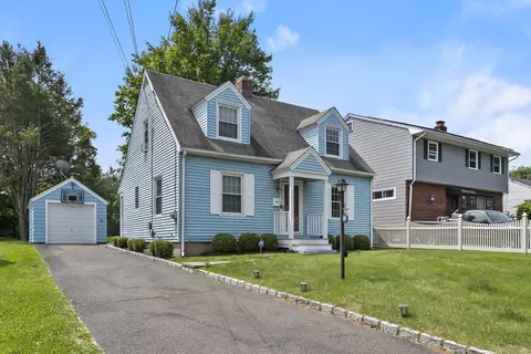 23 Harris St, Norwalk, CT 06850