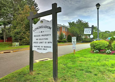 39 Jackson Dr #39, Milford, CT 06460