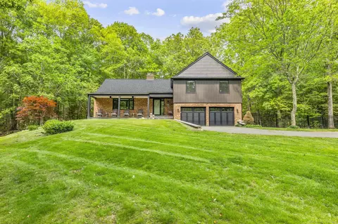 319 Nonnewaug Rd, Bethlehem, CT 06751