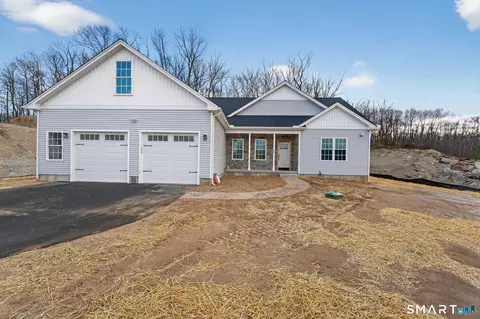 74 Rock Ridge Rd, Manchester, CT 06040
