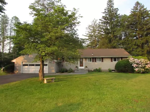 54 Pond Cir, Glastonbury, CT 06033