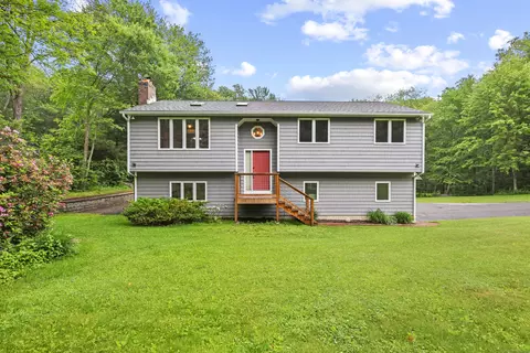 56 Smith Ln, Burlington, CT 06013