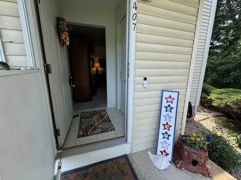 229 Branford Rd #407, North Branford, CT 06471