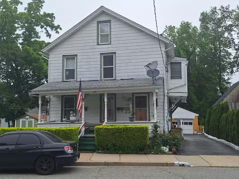 87 Hayden St, Willimantic, CT 06226