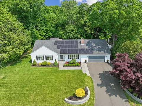 60 Brook Ln, Cheshire, CT 06410