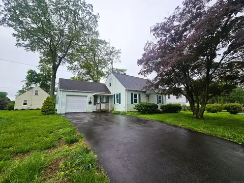 157 Garfield Rd, Bristol, CT 06010