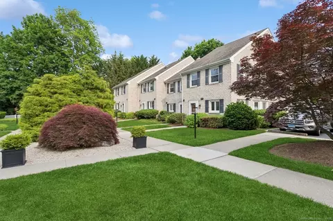 25 Indian Harbor Dr #12, Greenwich, CT 06830