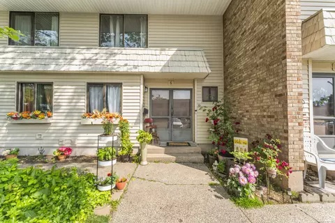 6 Mountain Laurel Ct #6, Cromwell, CT 06416