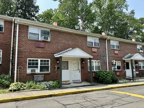 24 Woodward Ave #19, New Haven, CT 06512