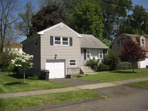 54 Bates St, Hartford, CT 06114