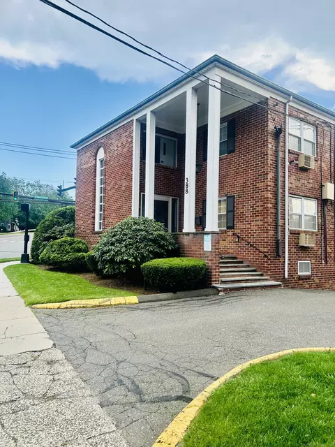 388 Courtland Ave #5C, Stamford, CT 06906