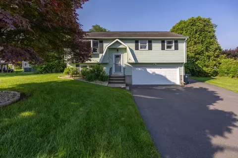 272 Westwoods Ter, Bristol, CT 06010