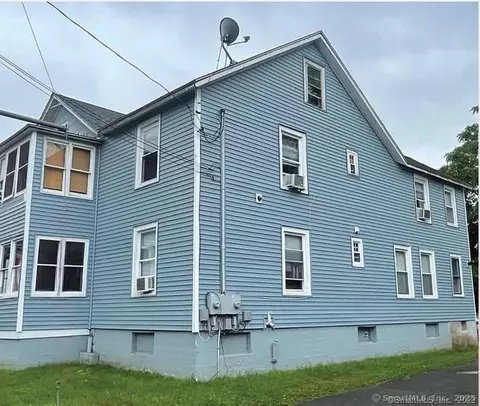48 Pine St, Meriden, CT 06451