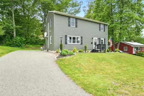 95 Lauter Ave, Willimantic, CT 06226