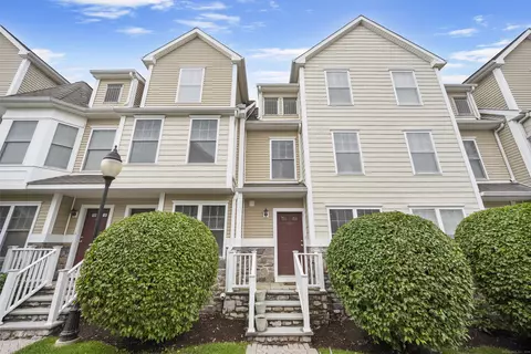 85 Camp Ave #11J, Stamford, CT 06907