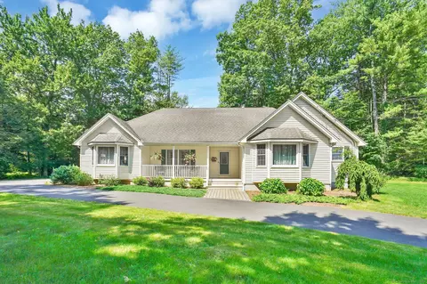 175 Wrights Brook Dr, Somers, CT 06071