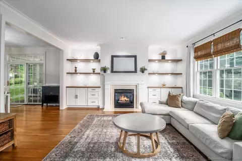 22 Woods Way #22, Redding, CT 06896