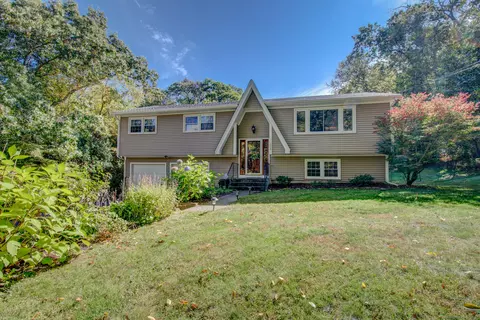 134 West Rd, Marlborough, CT 06447