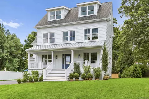 242 Valleyview Rd, Fairfield, CT 06824